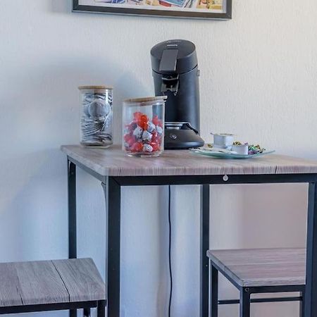 Appartement Climatise Avec Terrasse Tout Equipe A 5Min De La Gare St Charles Marsella Exterior foto