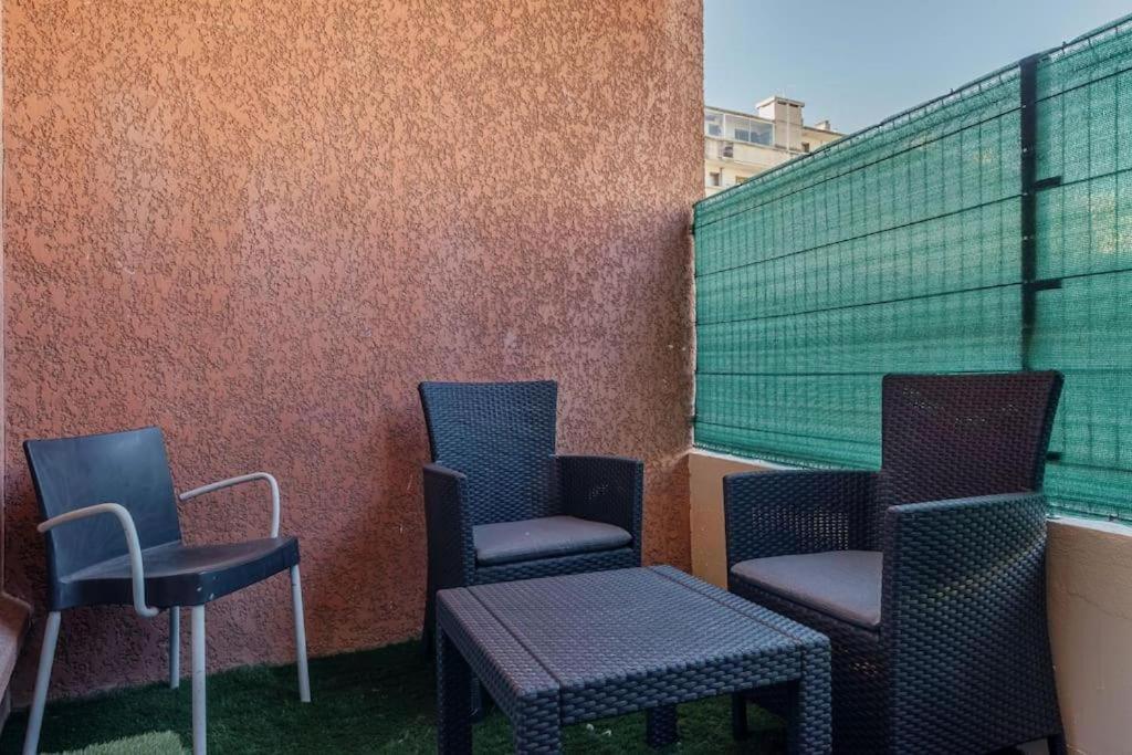 Appartement Climatise Avec Terrasse Tout Equipe A 5Min De La Gare St Charles Marsella Exterior foto