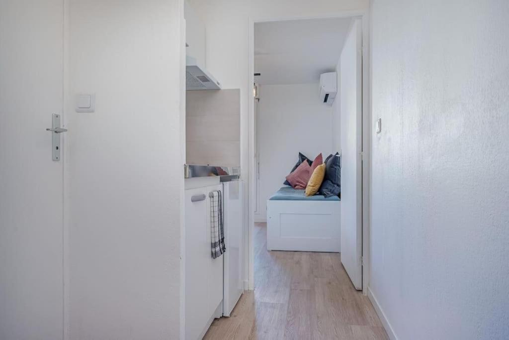 Appartement Climatise Avec Terrasse Tout Equipe A 5Min De La Gare St Charles Marsella Exterior foto